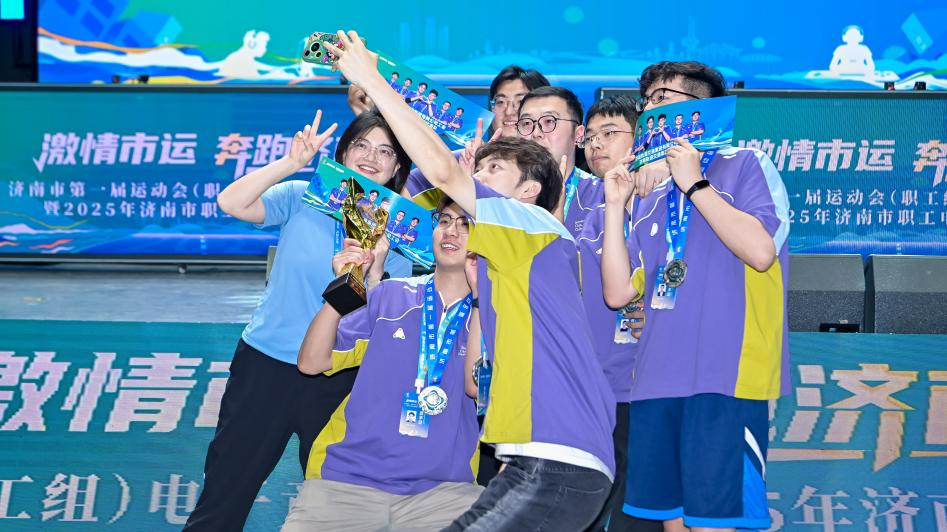 人记住了他 人记住了他