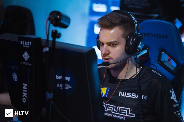 球场通过历 球场通过历